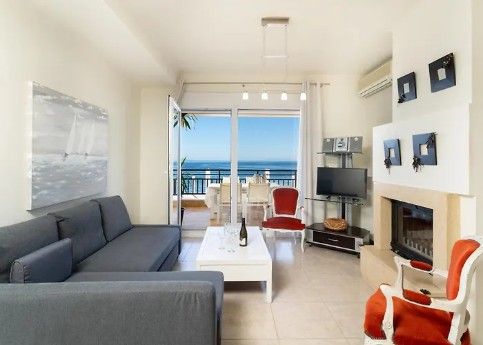 Dimar Apartments