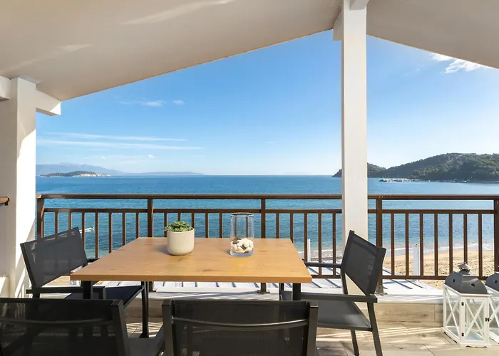 Dimar Apartments